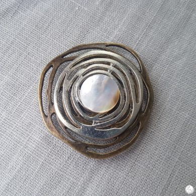 Broche aimantée "duo spirale argenté bronze nacre"