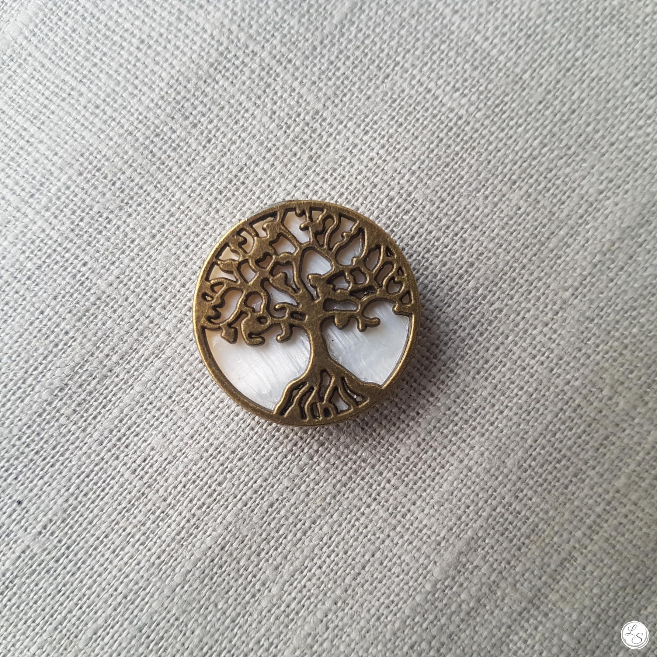 Broche aimantée "Arbre de vie bronze sur nacre" – Image 2