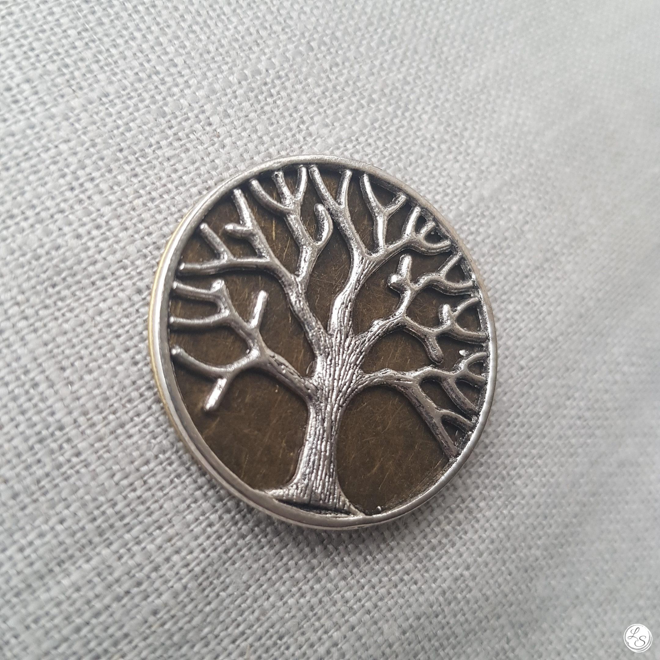 Broche aimantée "arbre de vie argenté sur bronze" – Image 2