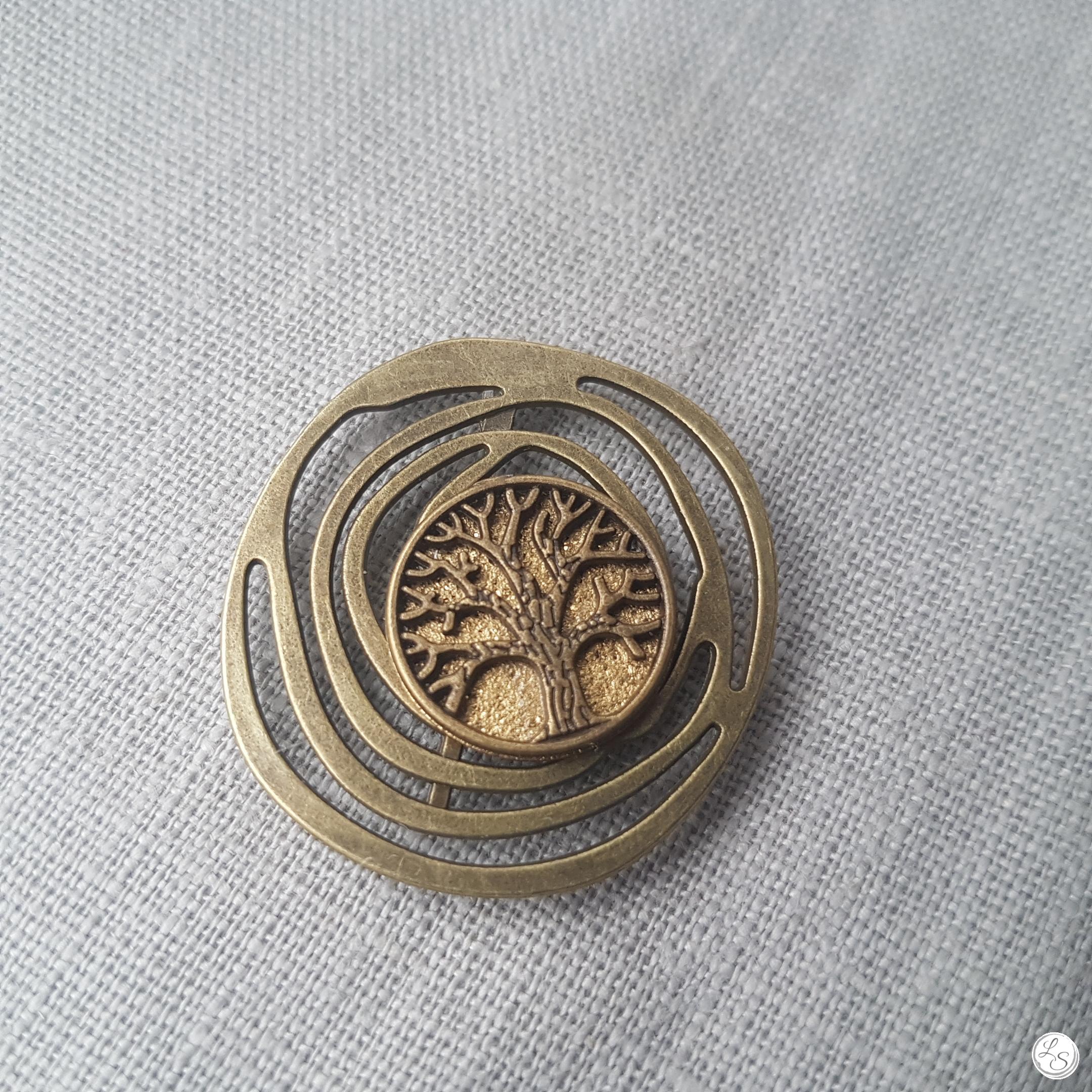 Broche aimantée "arbre de vie bronze doré tourbillon"