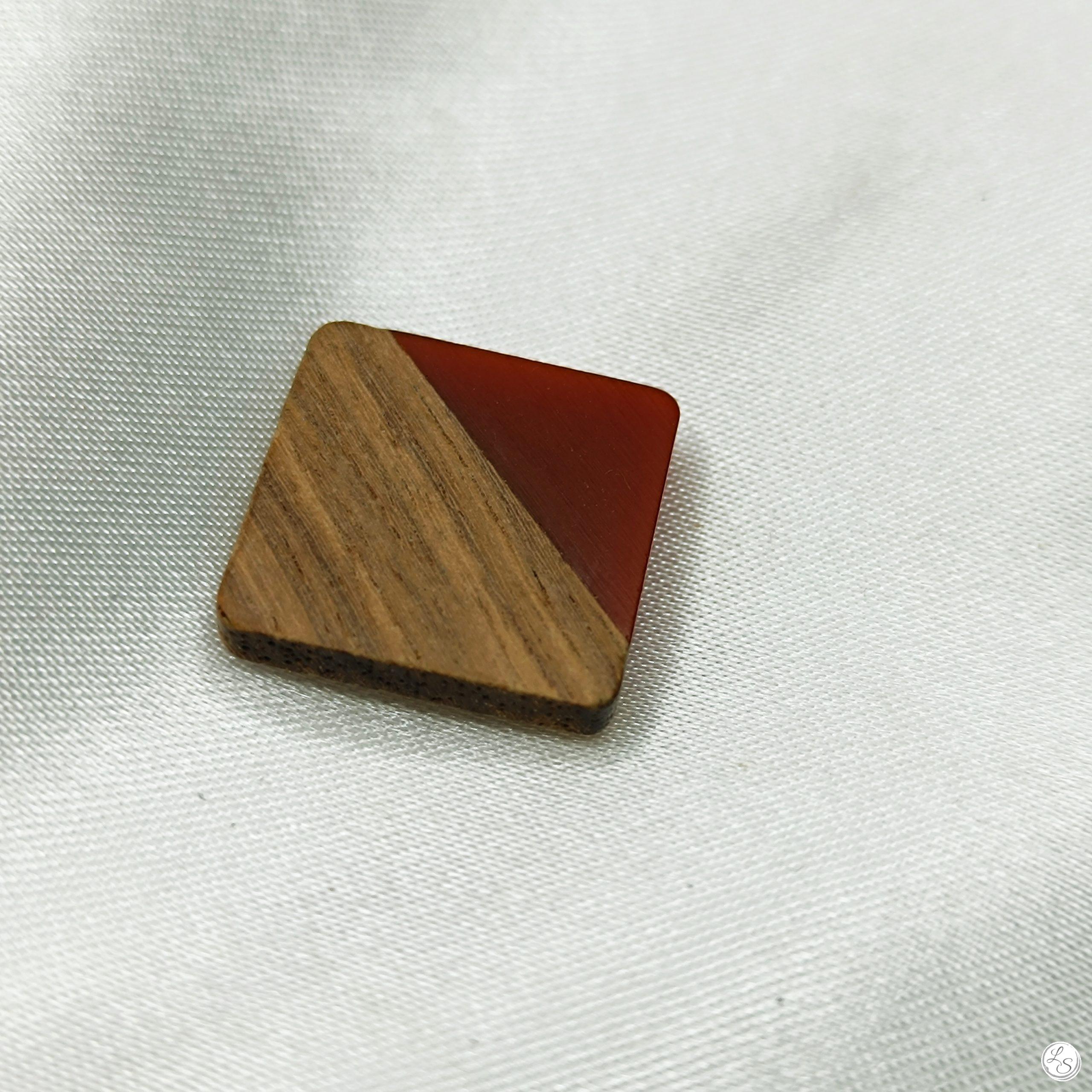 Broche aimantée "Bois carré lie de vin" – Image 3