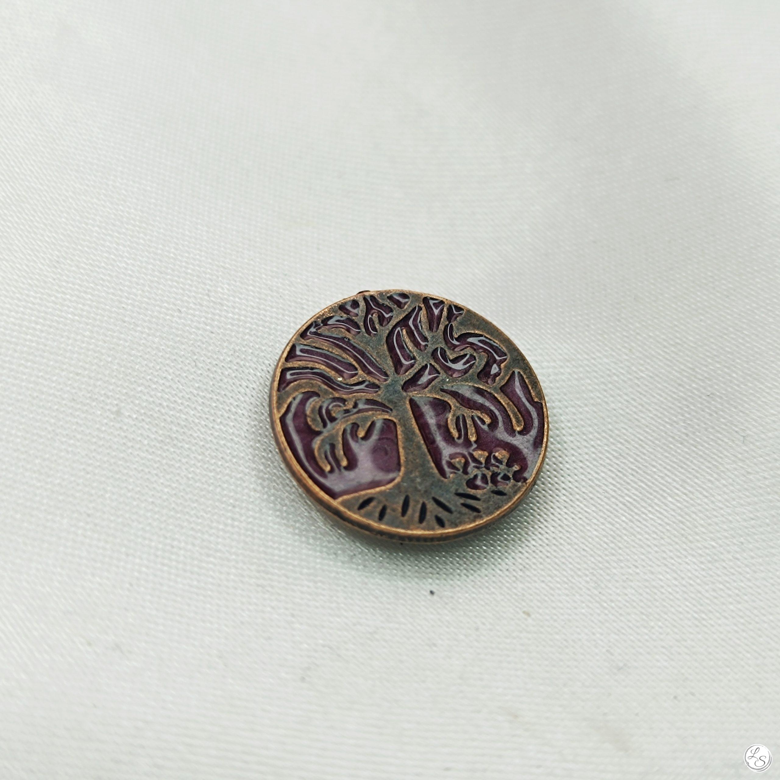 Broche aimantée "Arbre de vie mauve émail" – Image 2