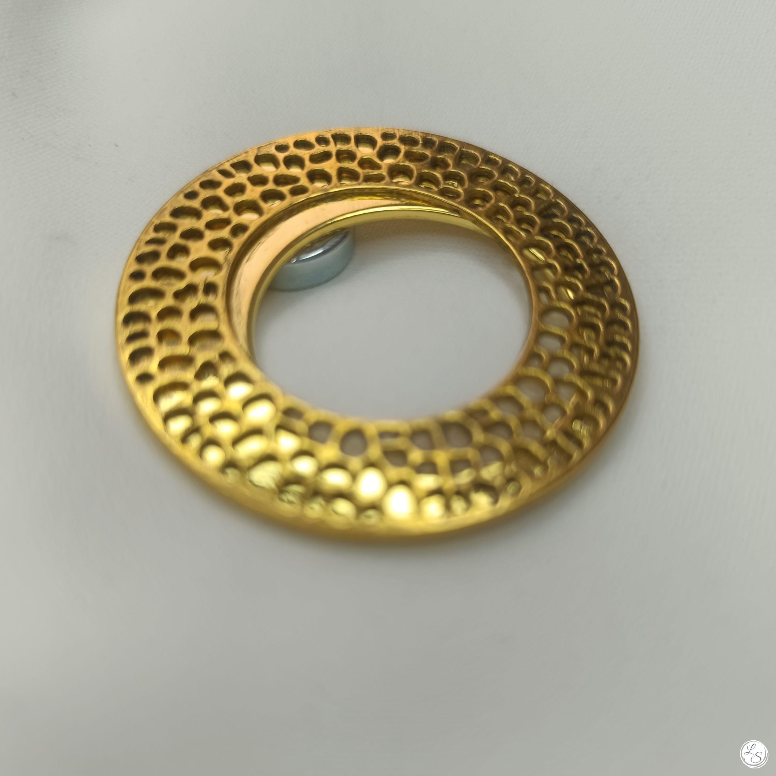 Broche aimantée "Porte Lunettes anneaux couleur or"