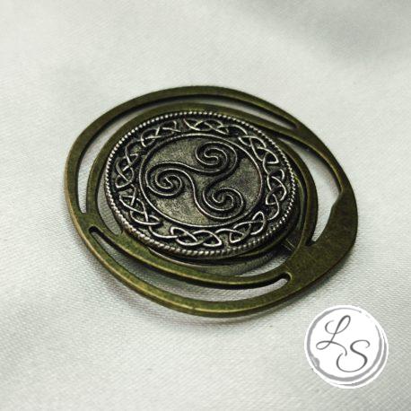 Accroche clés aimanté pour sac "Triskel argenté sur bronze" – Image 3