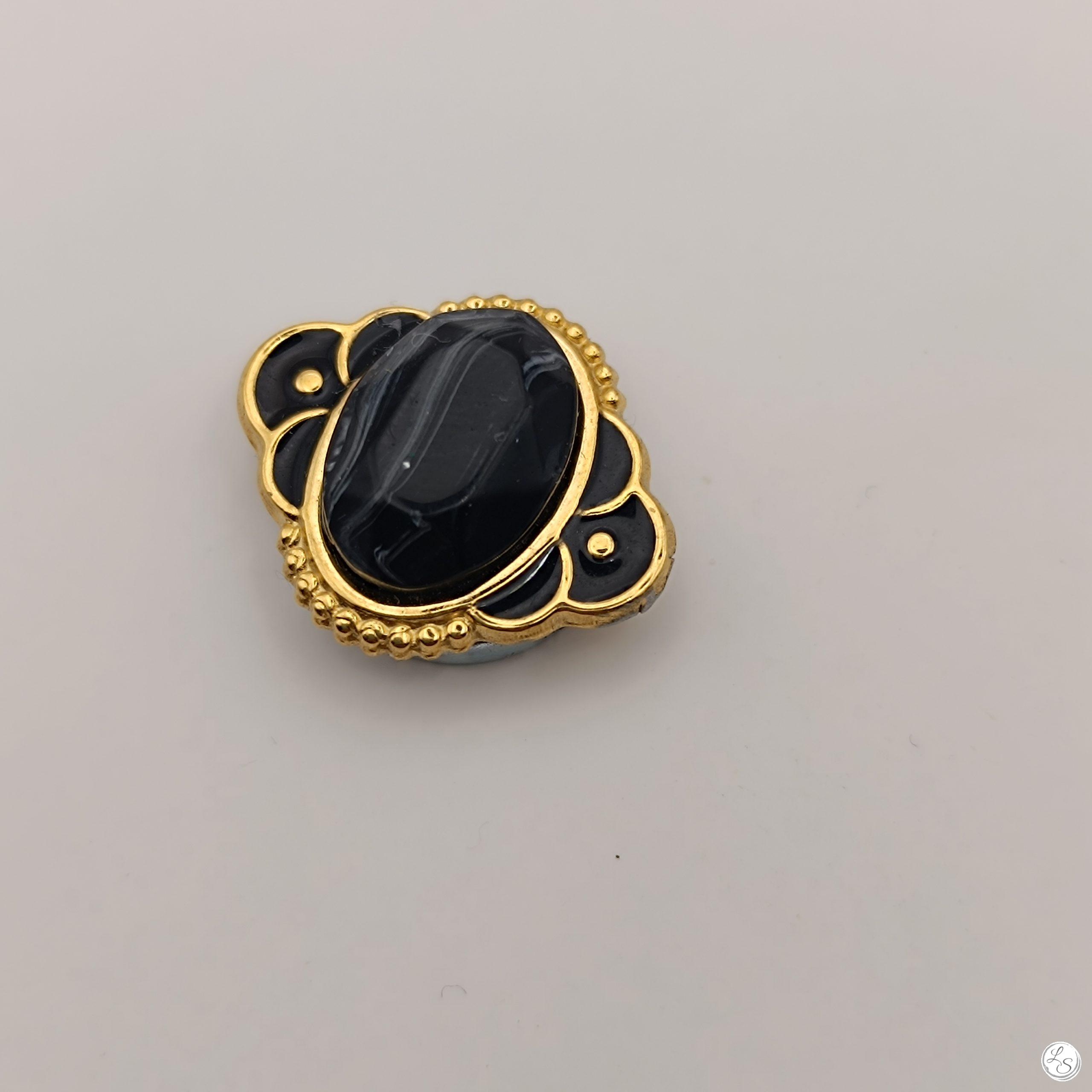 Broche aimantée "Ovale doré noir"