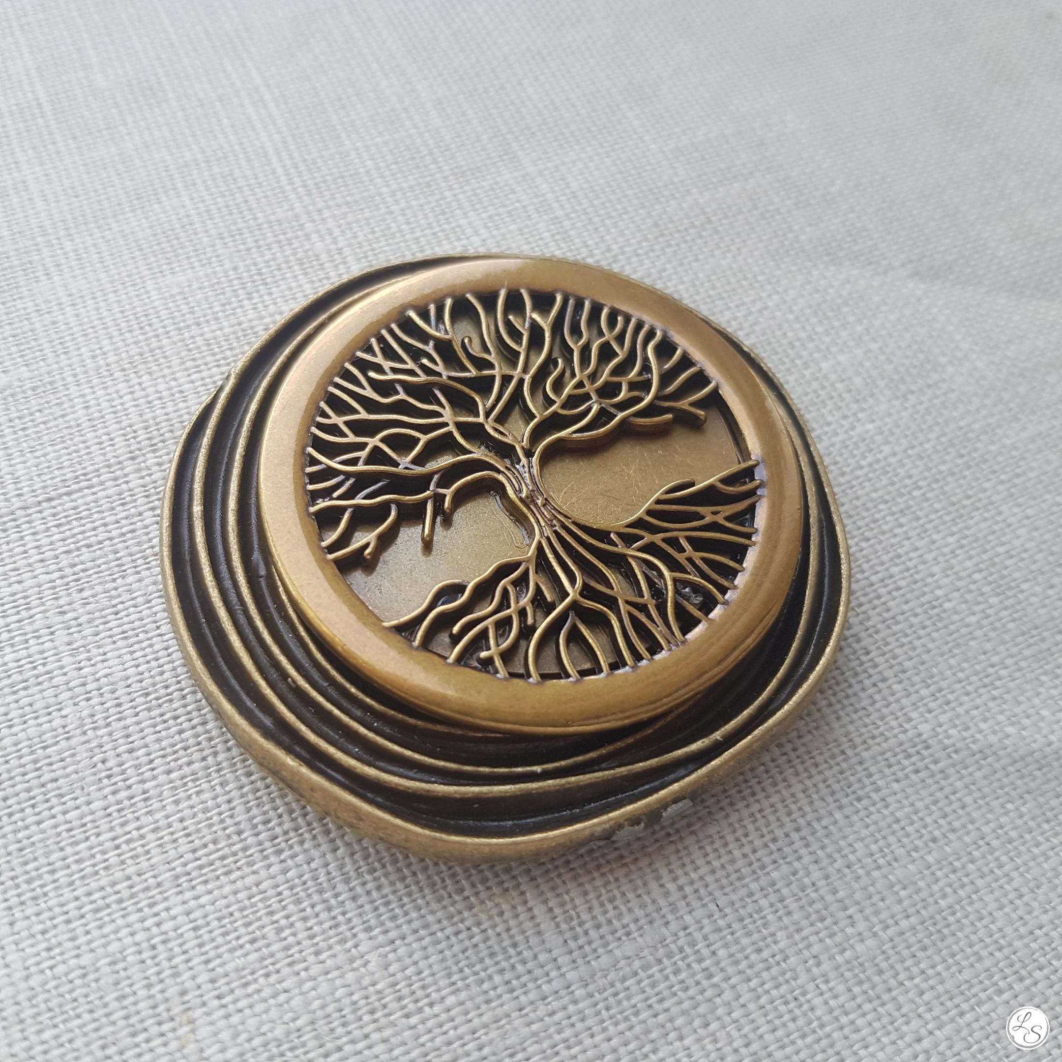 Broche aimantée "Arbre de vie bronze sur médaillon bronze" – Image 3