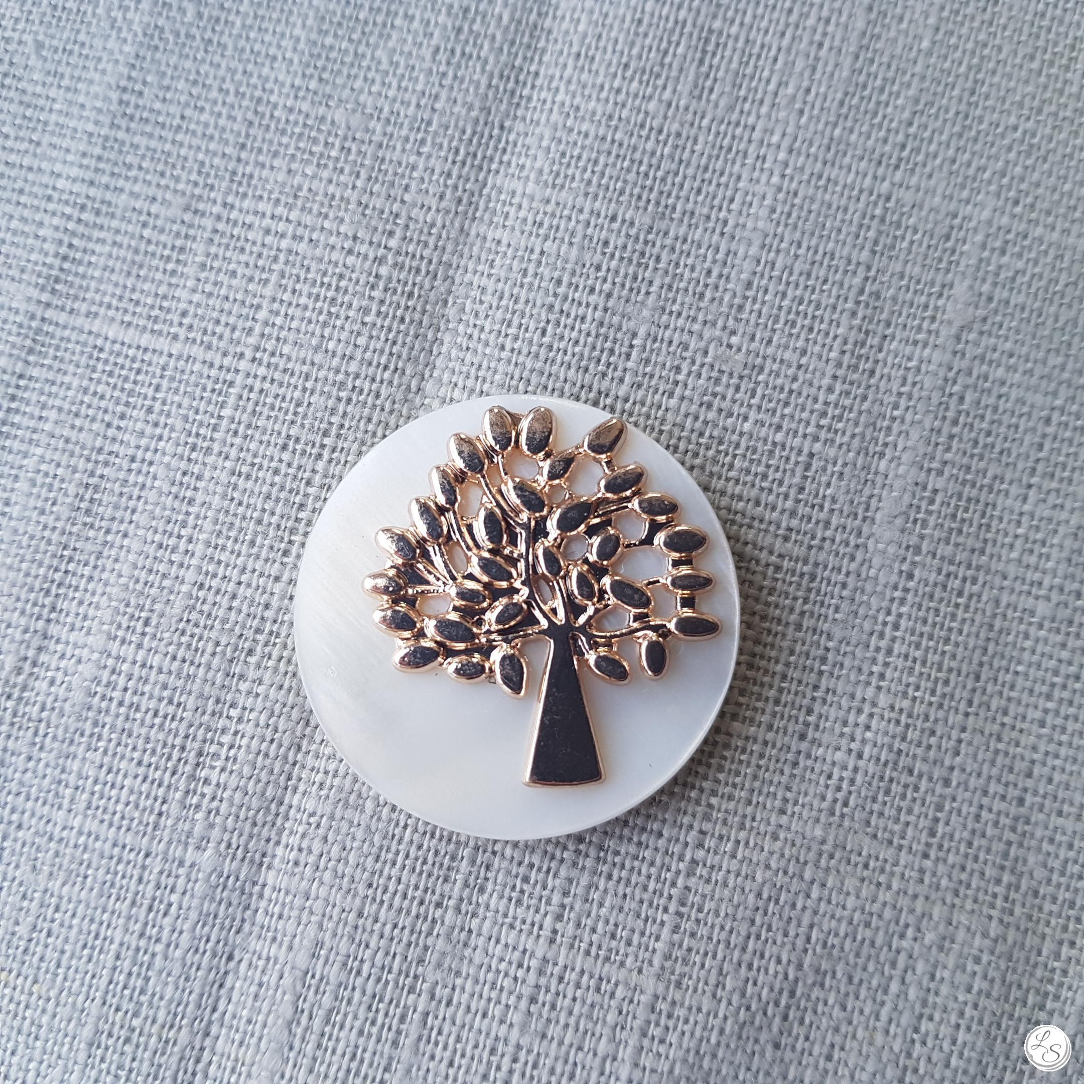 Broche aimantée Arbre de vie rose sur nacre - LuluShop