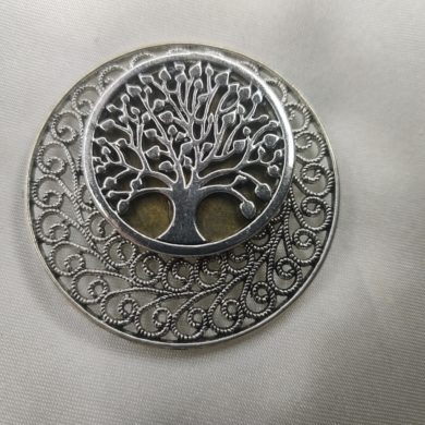 Broche aimantée "Médaillon vintage et son arbre de vie"