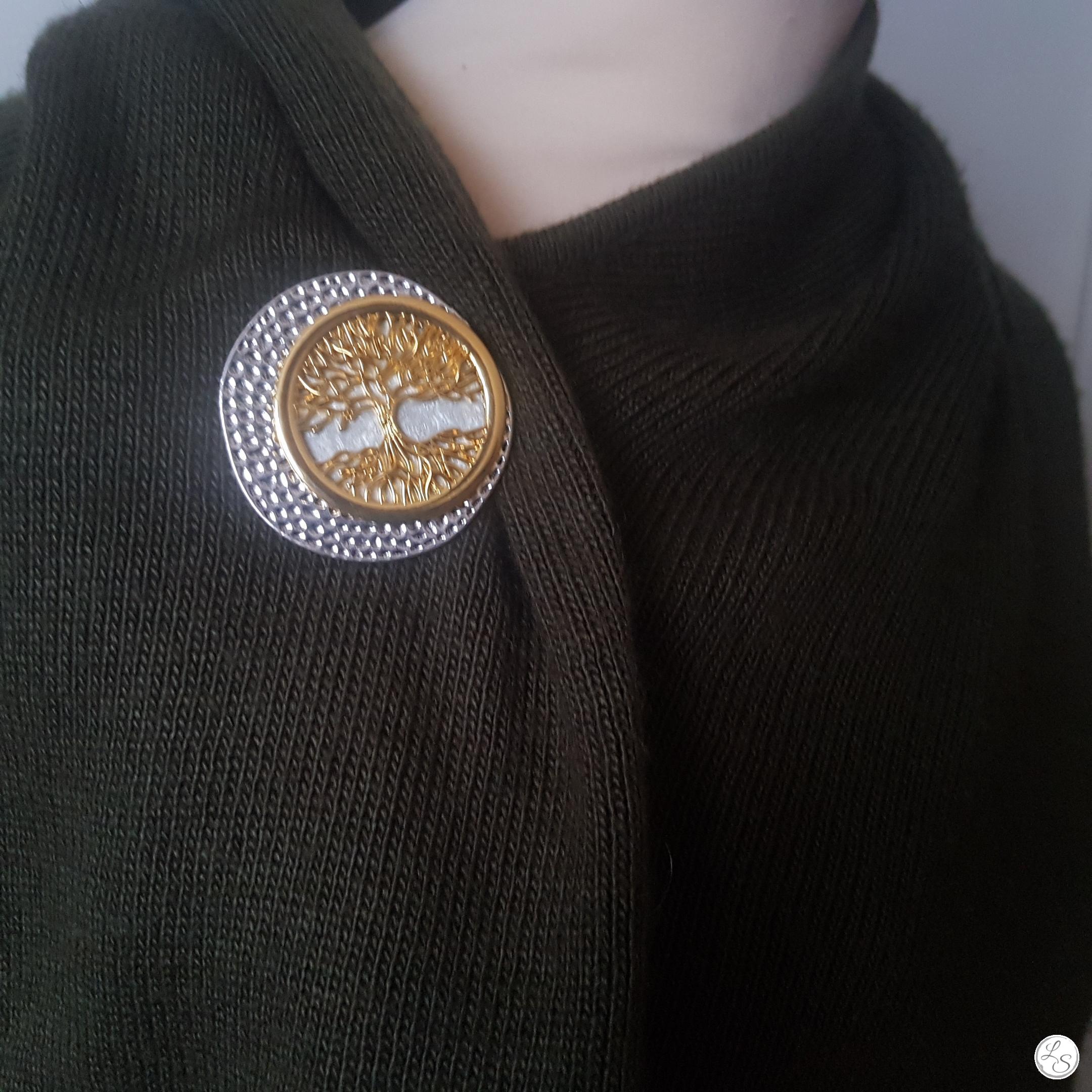 Broche aimantée "Arbre de vie doré sur médaillon argenté" – Image 3