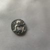 Broche aimantée "Chat argenté" – Image 2