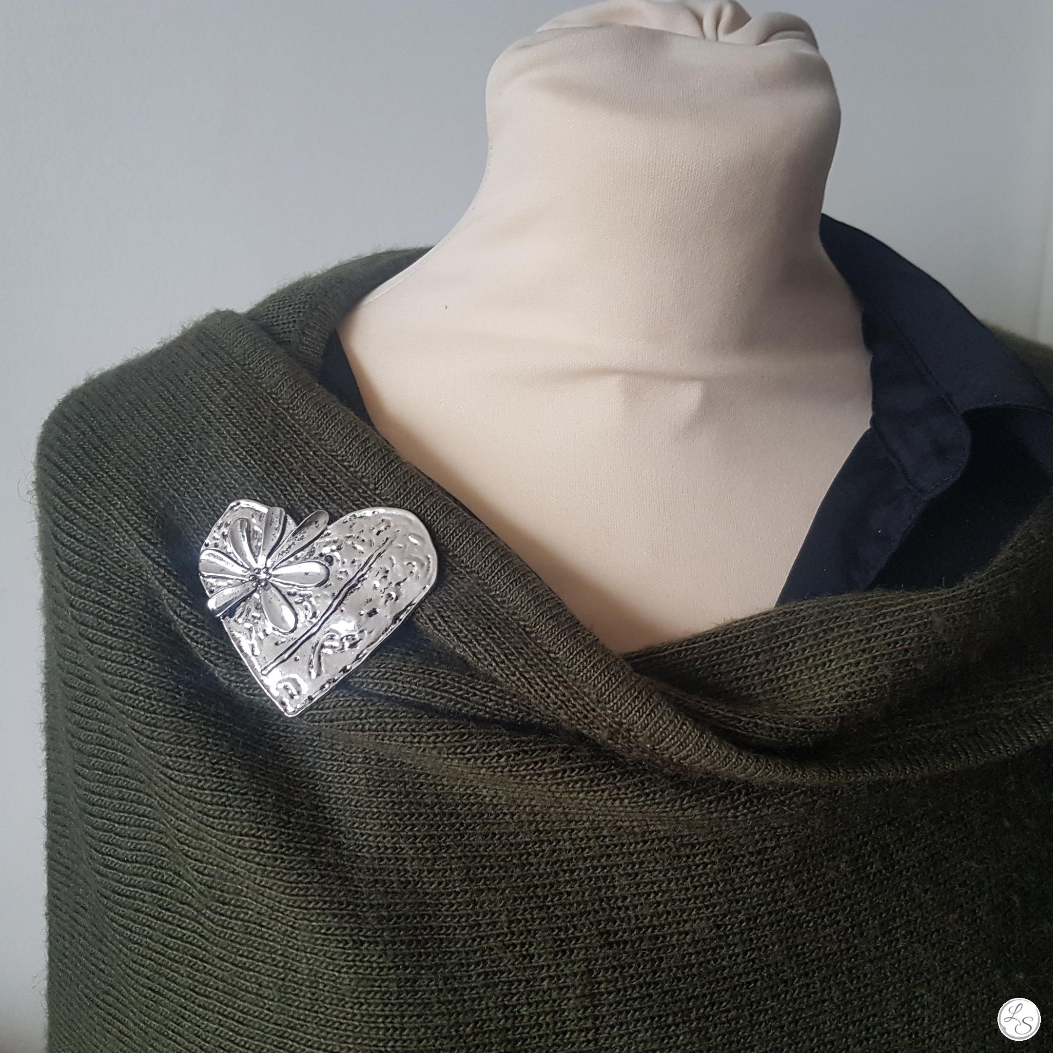 Broche aimantée "Cœur fleur"