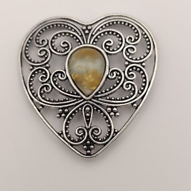 Broche aimantée "Cœur ajouré argenté"