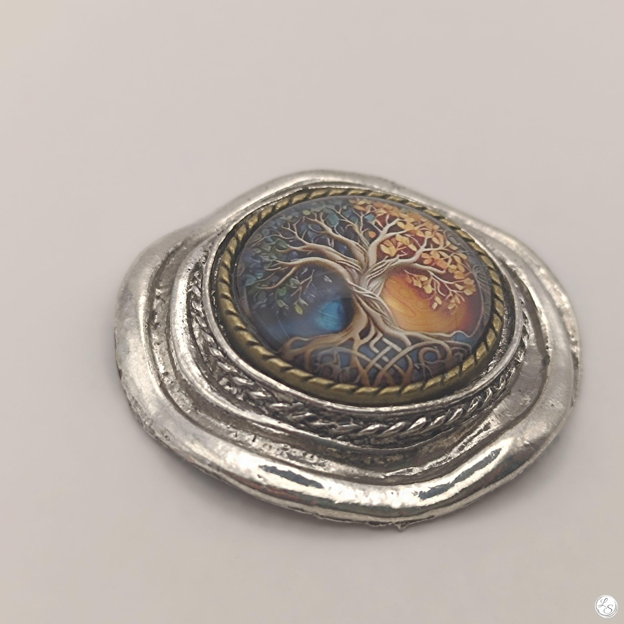 BROCHE AIMANTÉE CRÉATION UNIQUE "Médaillon vintage Cabochon arbre de vie" – Image 2