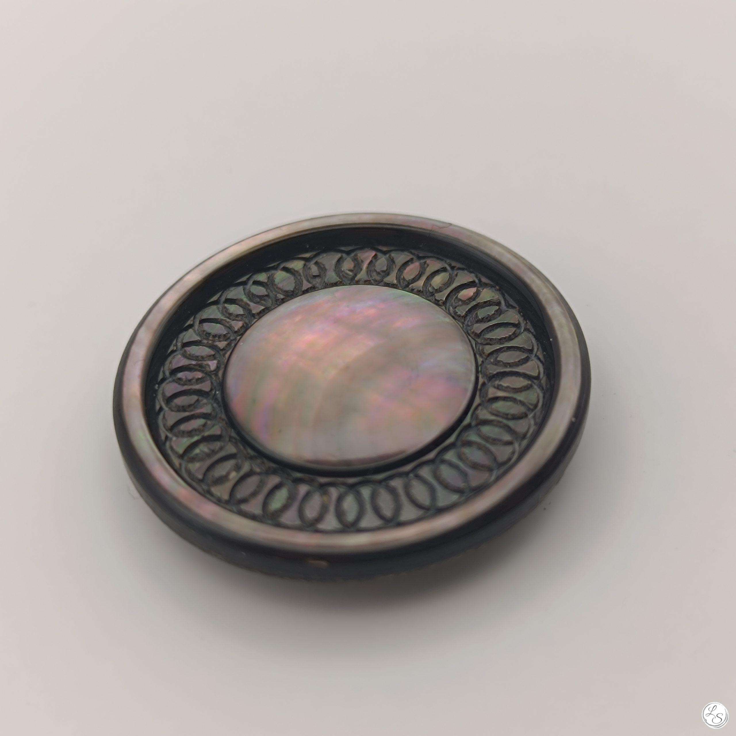 BROCHE AIMANTÉE CRÉATION UNIQUE "Nacre ancienne rosace" – Image 2