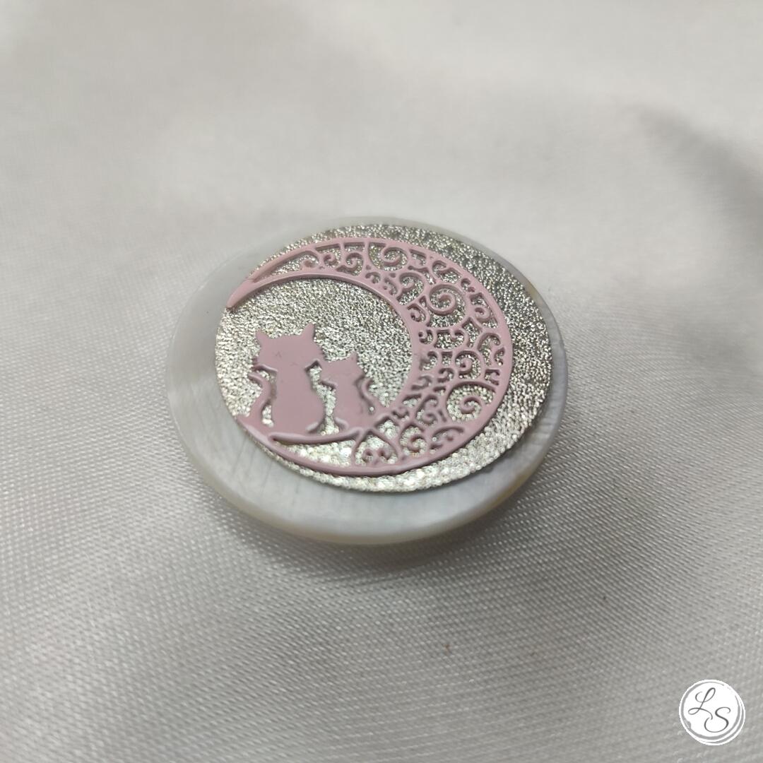 Broche aimantée "Duo chat rose argenté et nacre" – Image 2