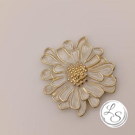 Broche aimantée "Fleur relief émaillée blanche" – Image 3