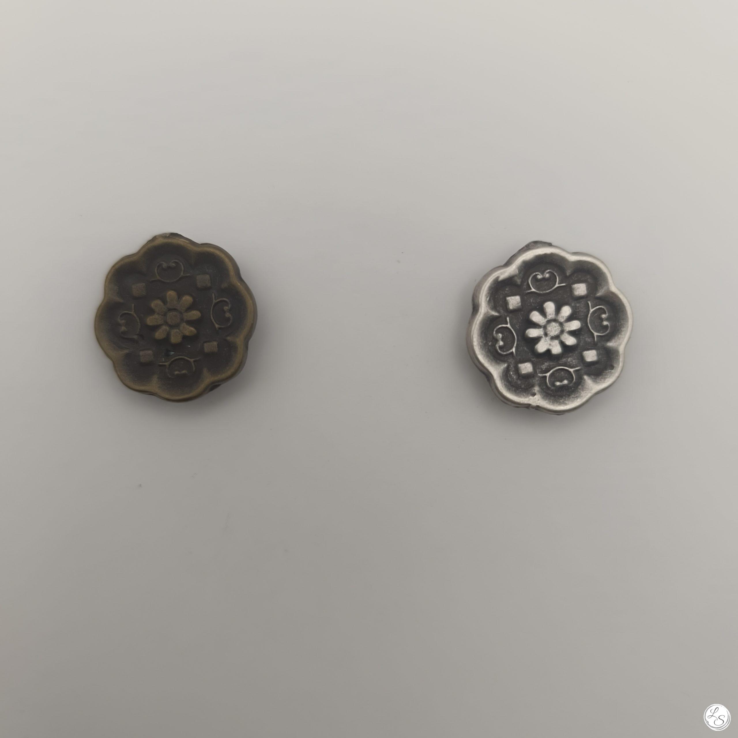 Broche aimantée "Fleur métal vieilli"