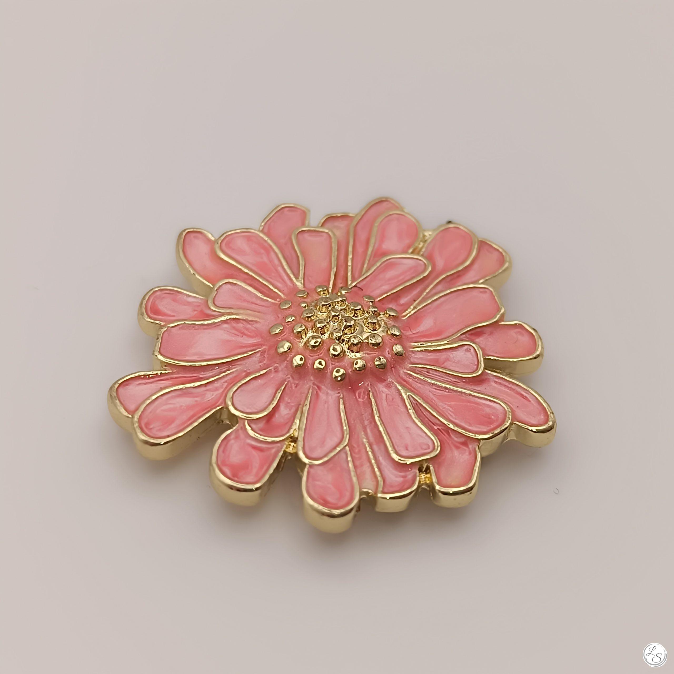 Broche aimantée "Fleur relief émaillée rose" – Image 4