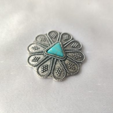 Broche aimantée "Médaillon imitation turquoise"