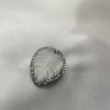 Broche aimantée "Feuille nacre" – Image 2
