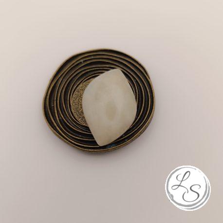 BROCHE AIMANTÉE CRÉATION UNIQUE  "Pierre de Lune" – Image 2