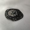 Broche aimantée  "Médaillon noir et Swarovski noir et blanc – Image 4