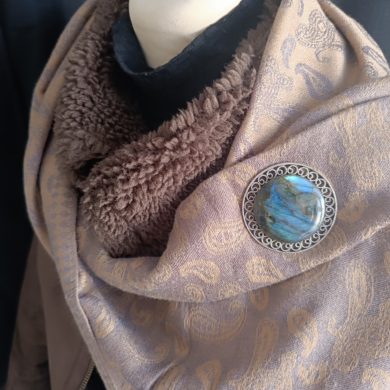 broche bijou aimantée pierre naturelle labradorite création unique