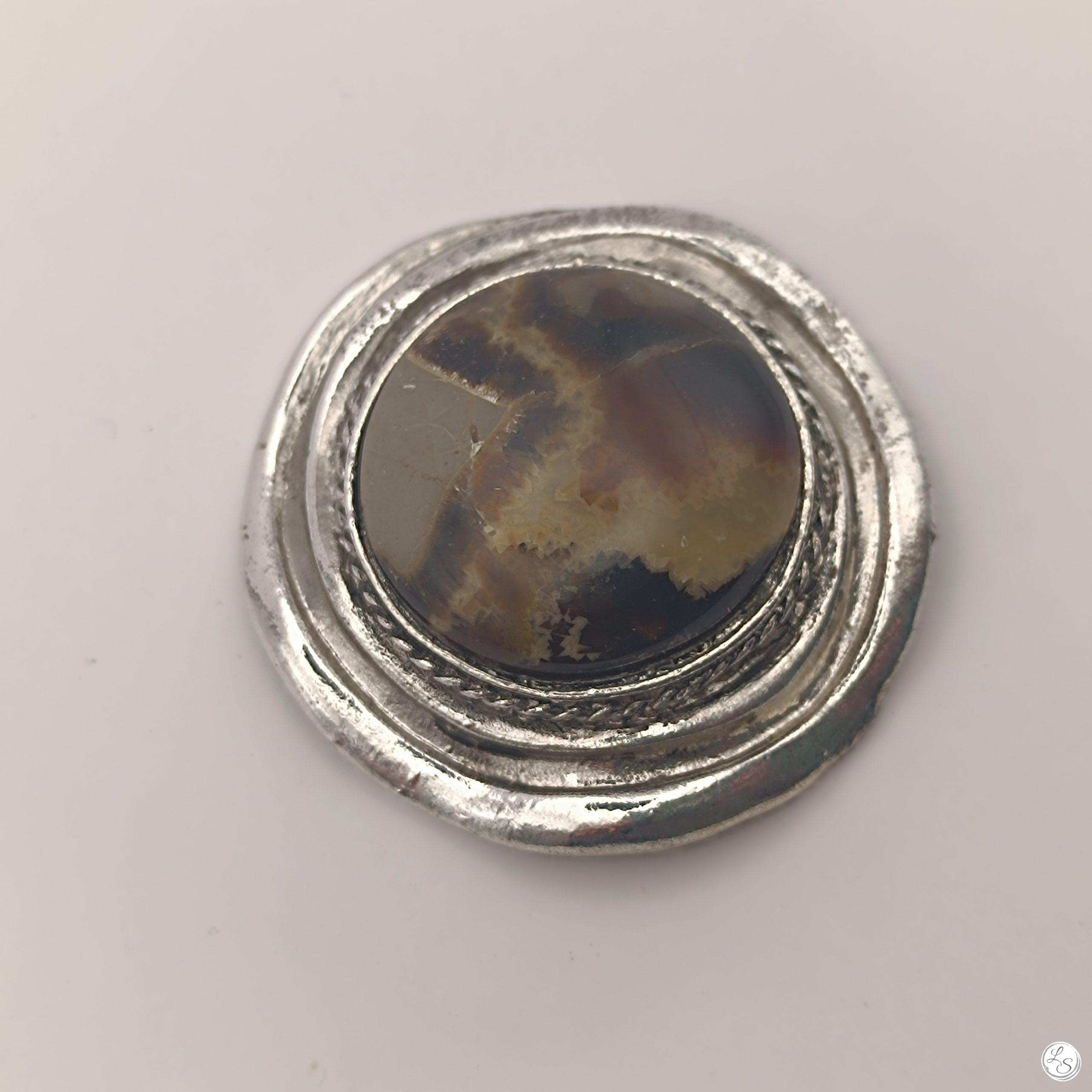 BROCHE AIMANTÉE CRÉATION UNIQUE "Septaria de Madagascar" – Image 2