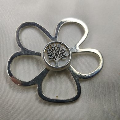 Broche aimantée Porte lunettes fleur argentée arbre de vie - LuluShop